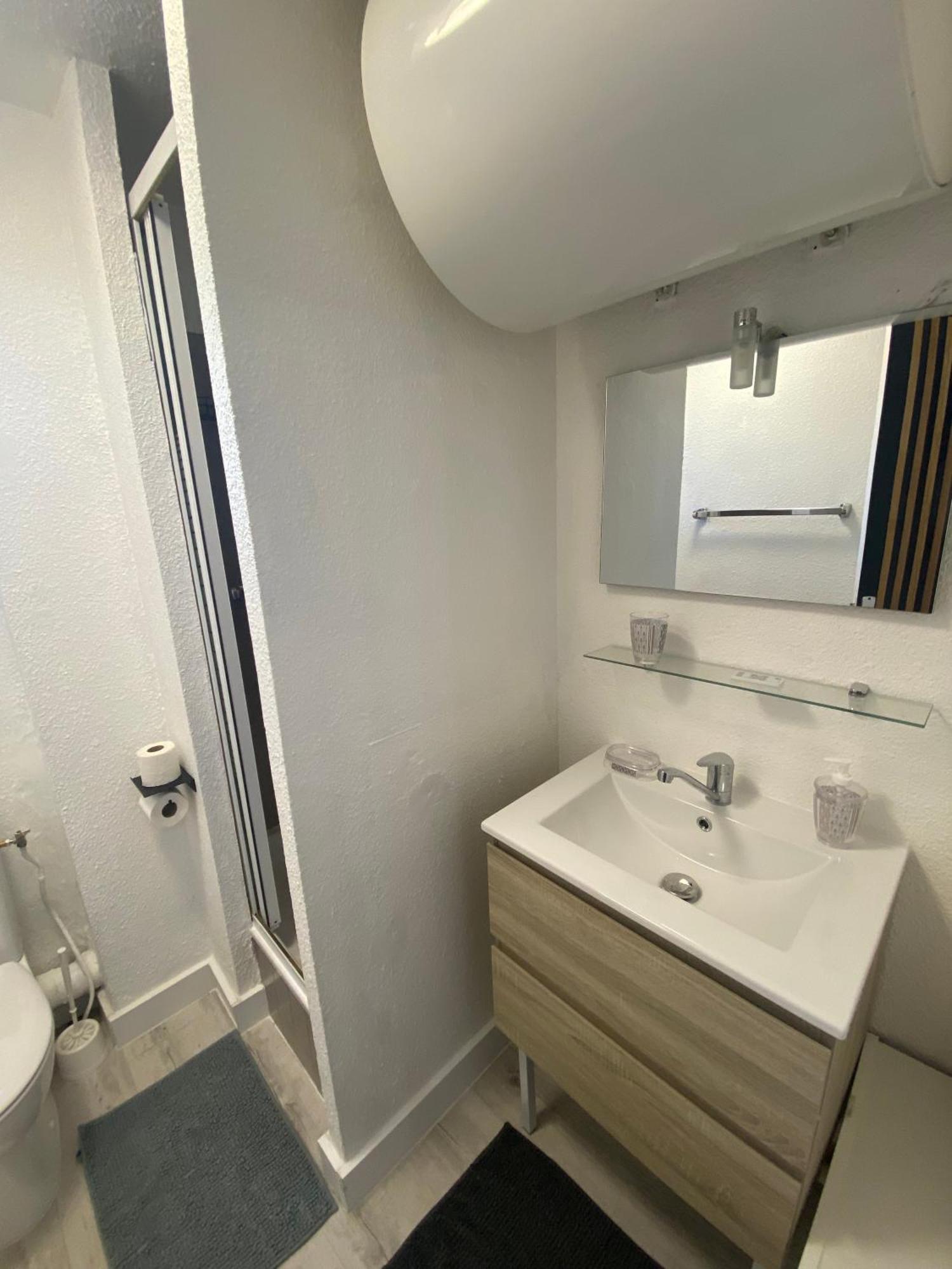 Studio Centre Port Avec Piscine Residence Port Richelieu آجد المظهر الخارجي الصورة