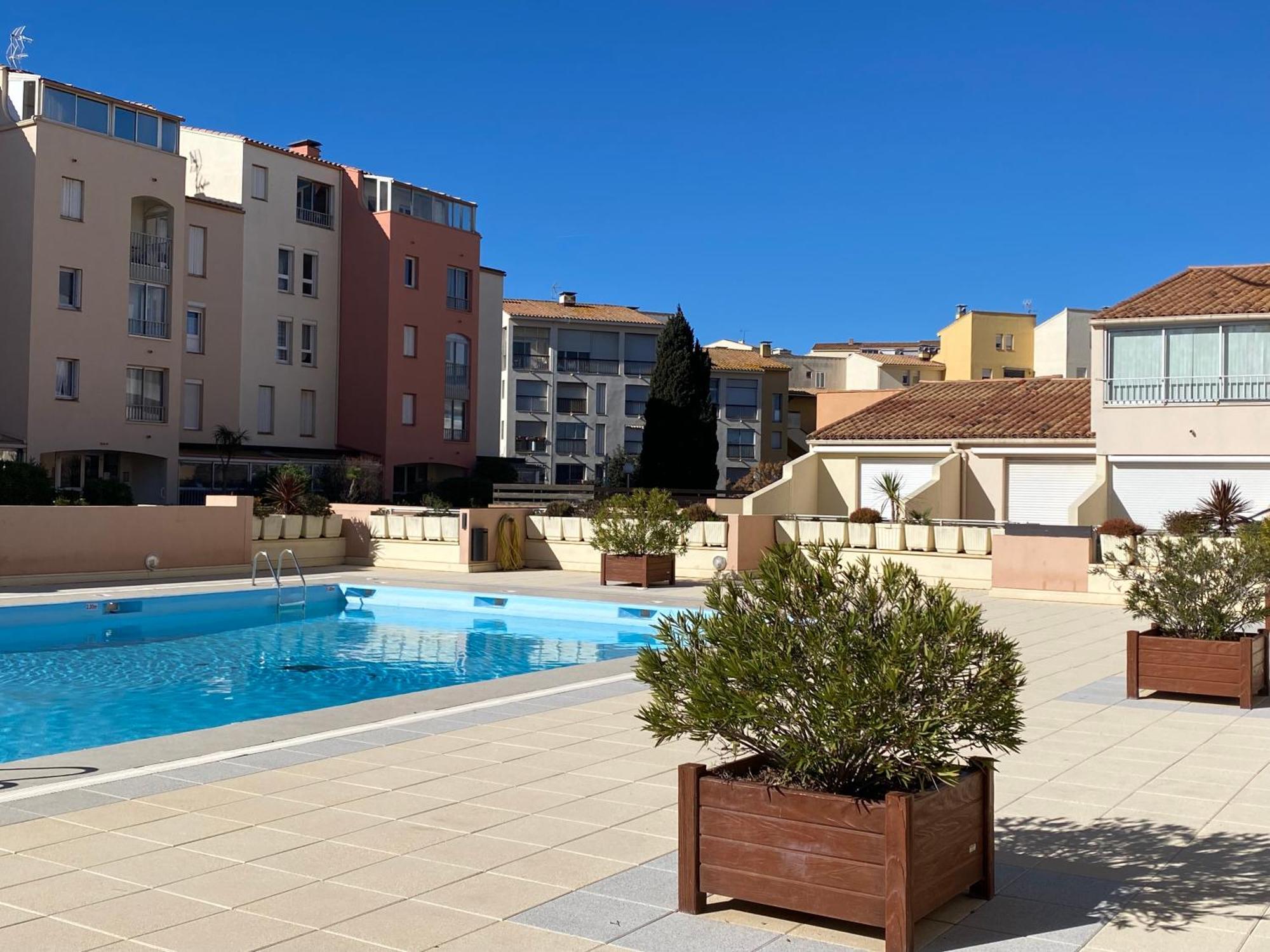 Studio Centre Port Avec Piscine Residence Port Richelieu آجد المظهر الخارجي الصورة